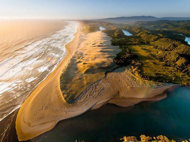 Playa y río Colún